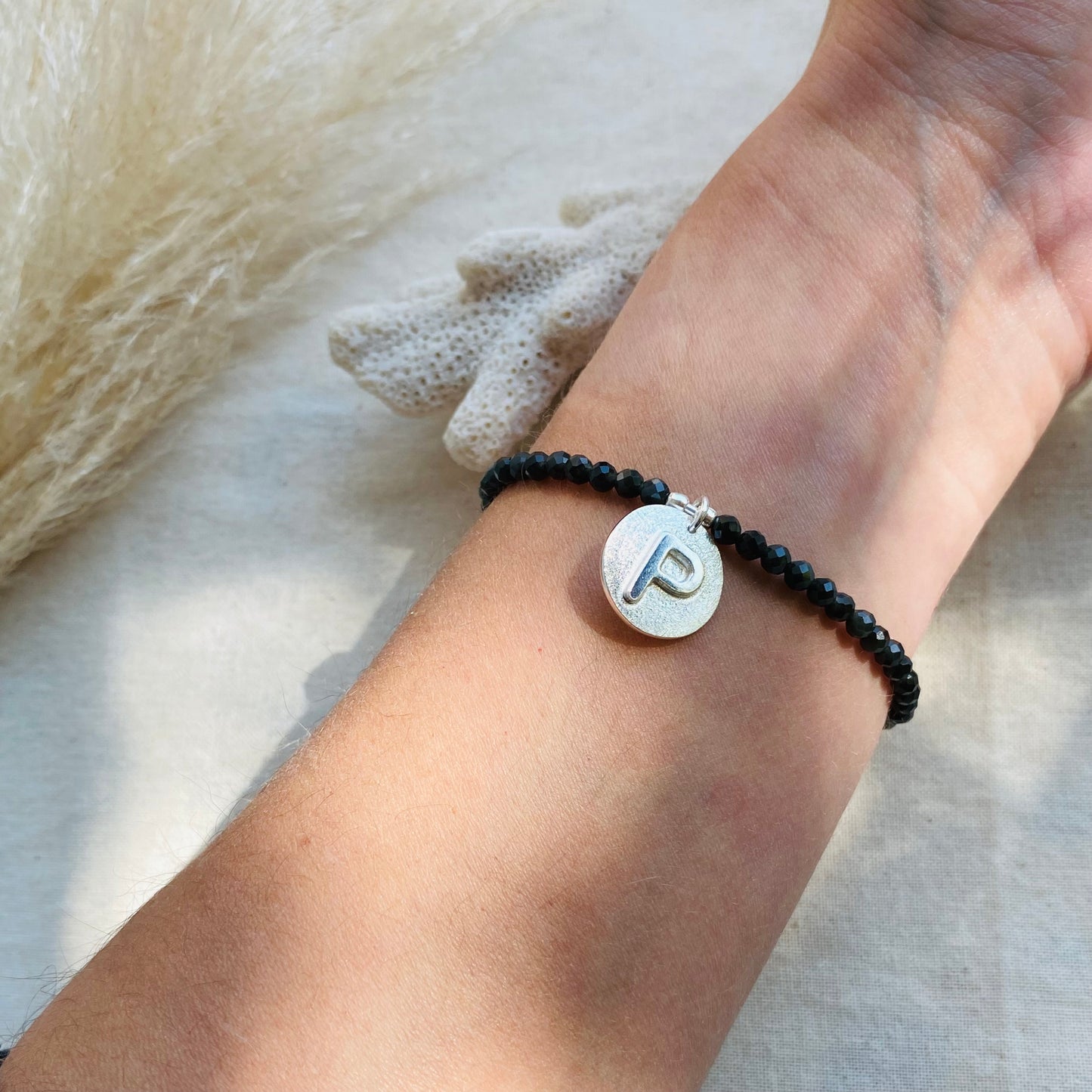 PULSERA MOI OBSIDIANAS Y PIEDRA LUNA