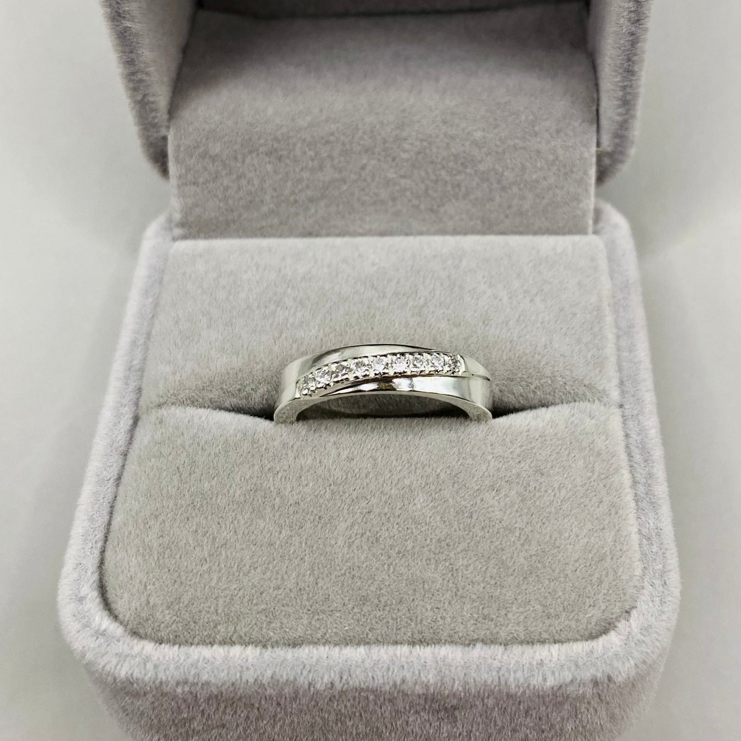 ANILLO ADHARA